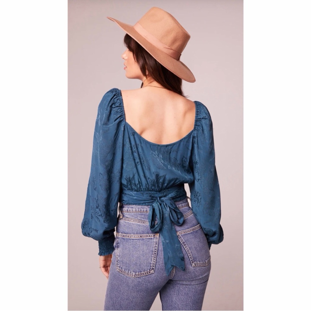NWT! Band of the Free - Camille Deep Teal Crossover Crop Top - Size Small
